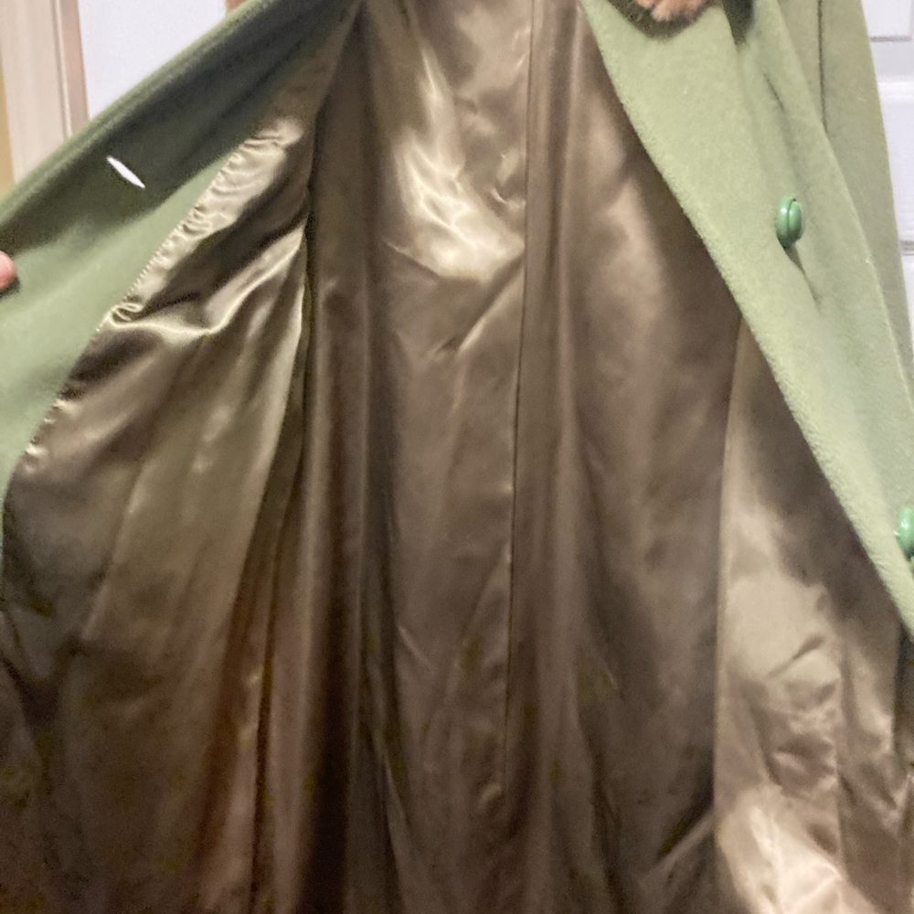 Vintage Women’s Green Wool Coat w/fur collar